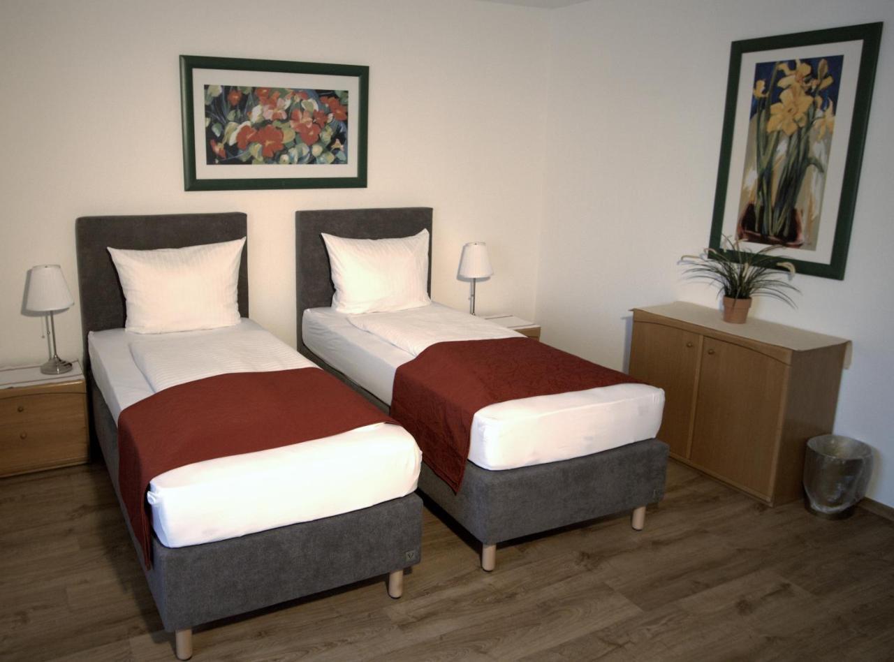 Hotel Leo Muehlhausen Екстериор снимка