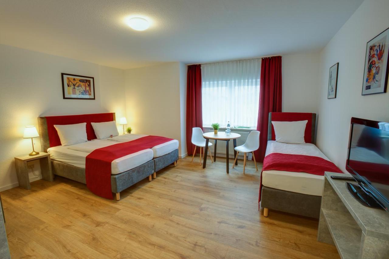 Hotel Leo Muehlhausen Екстериор снимка