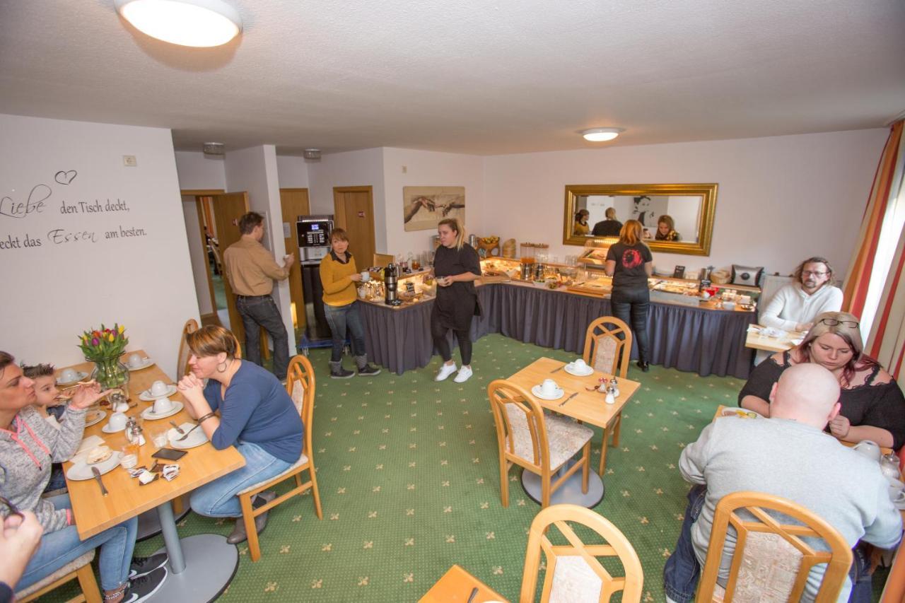 Hotel Leo Muehlhausen Екстериор снимка